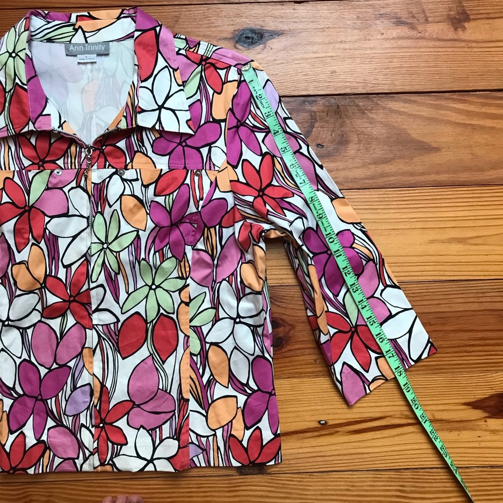 Ann Trinity Floral Zip Up Jacket, EUC, L - Picture 10 of 15